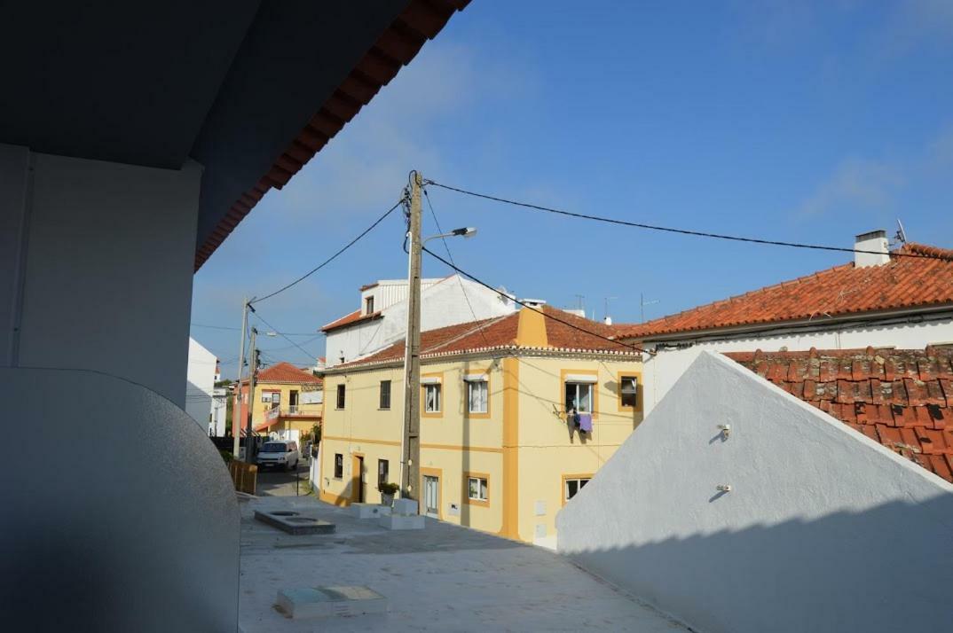 Casa Do Rochedo Lägenhet Ribamar  Exteriör bild